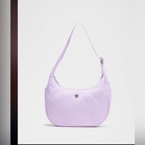 🆕🔥LULULEMON City Essentials Shoulder Bag  4L - NWT